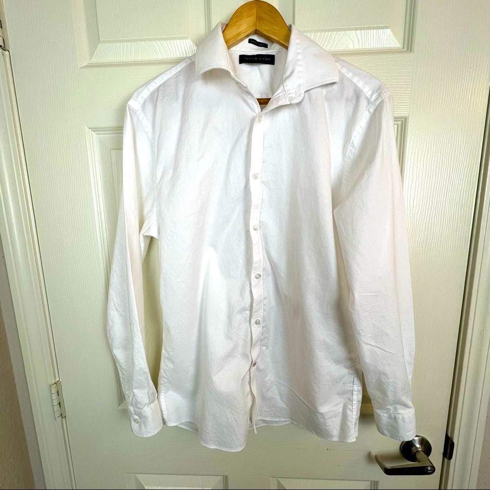 Men’s Medium Button Down Shirt